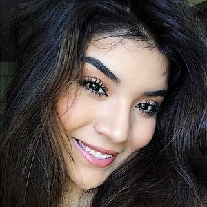 Meet your Posher, Jazmin